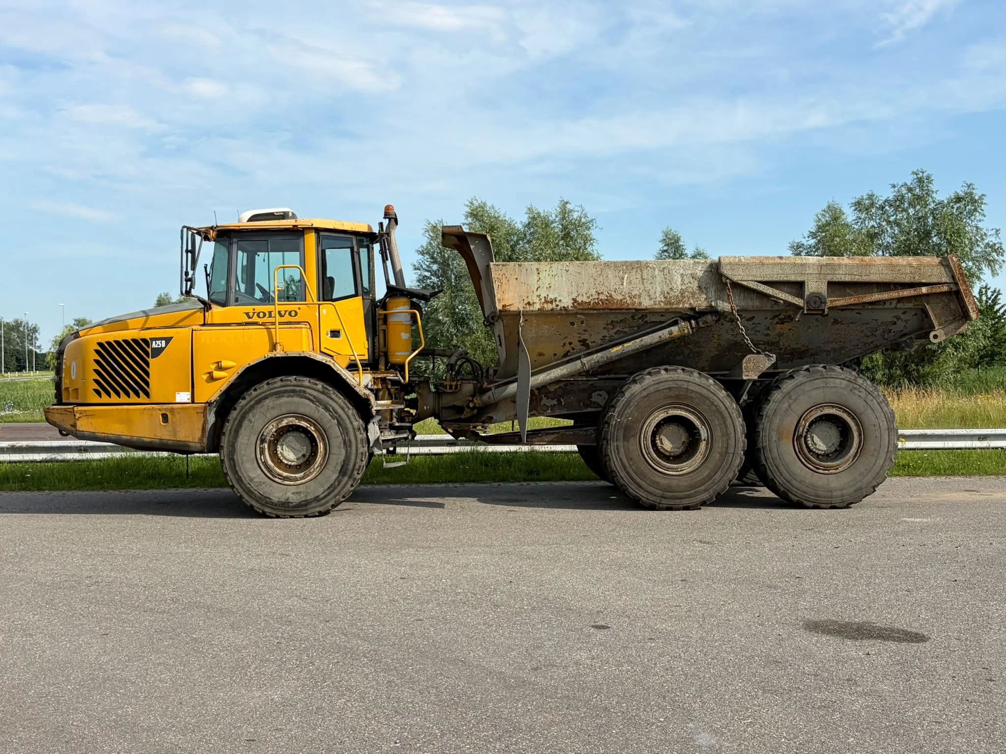 Volvo A25D 2006 imagem 2