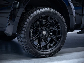 Dodge Ram 1500 2024 - Limited Night Edition image 10