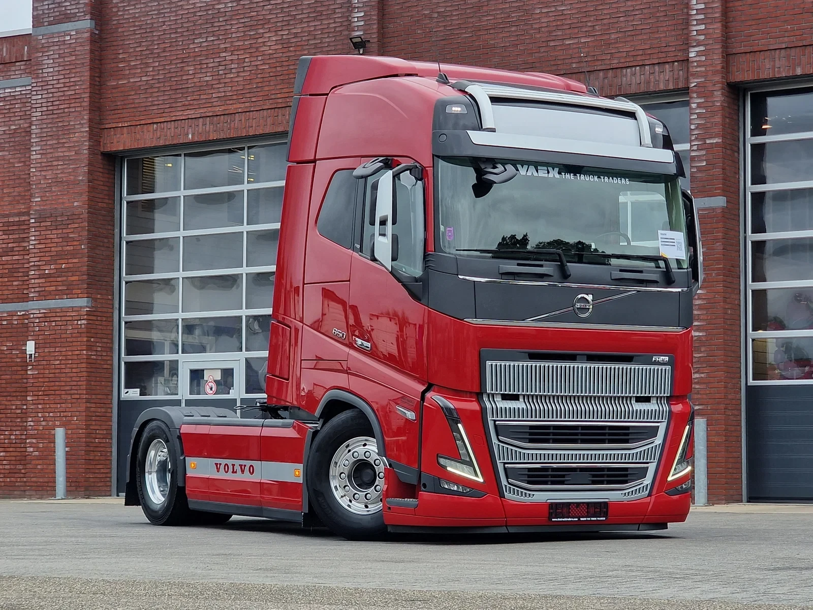 Volvo FH 2022 - 16.650 - 4x2 - full air - retarder - alcoa - I parkcool - work remote immagine 1