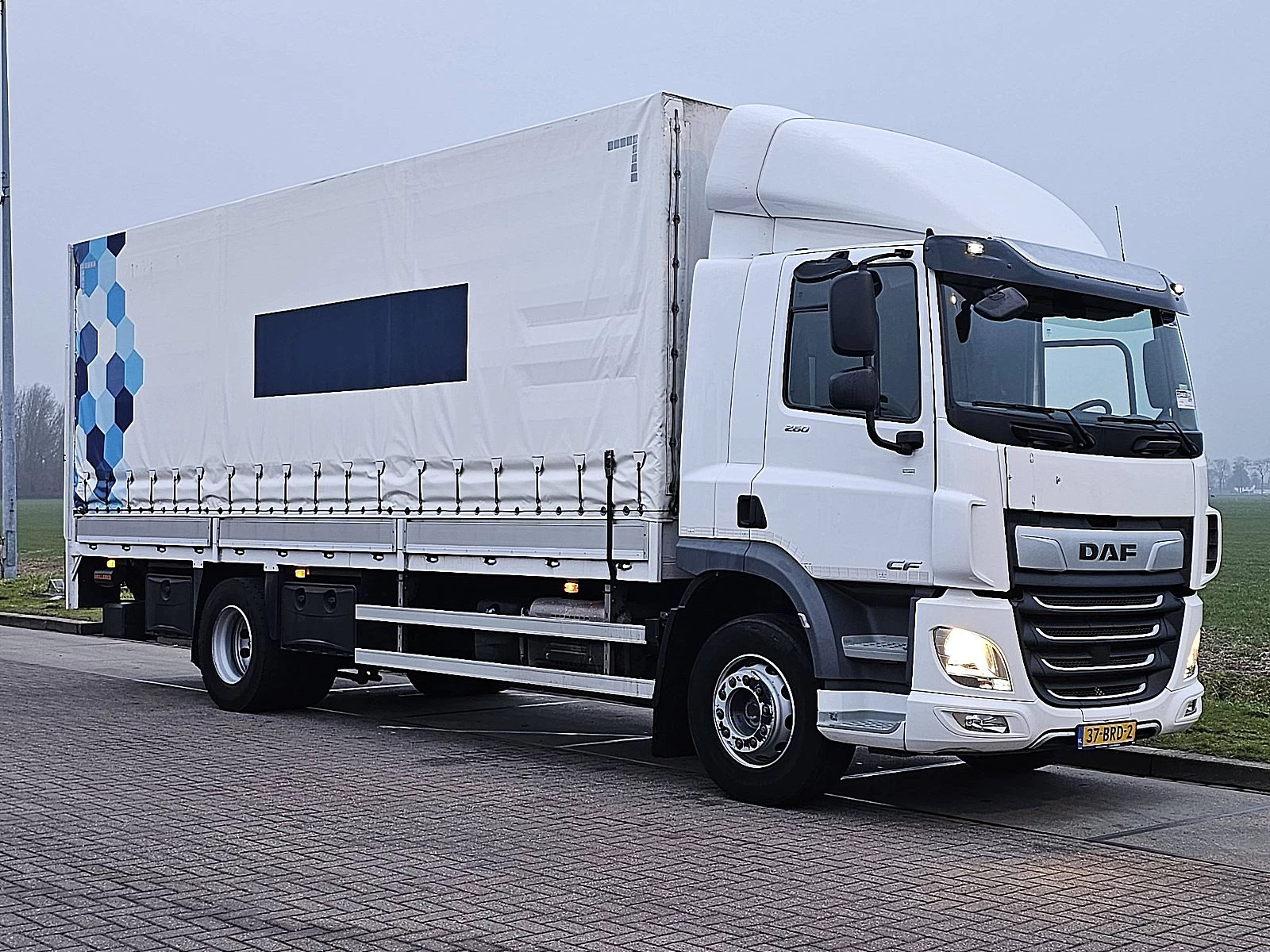 DAF 2020 - CF 260 obrázek 5