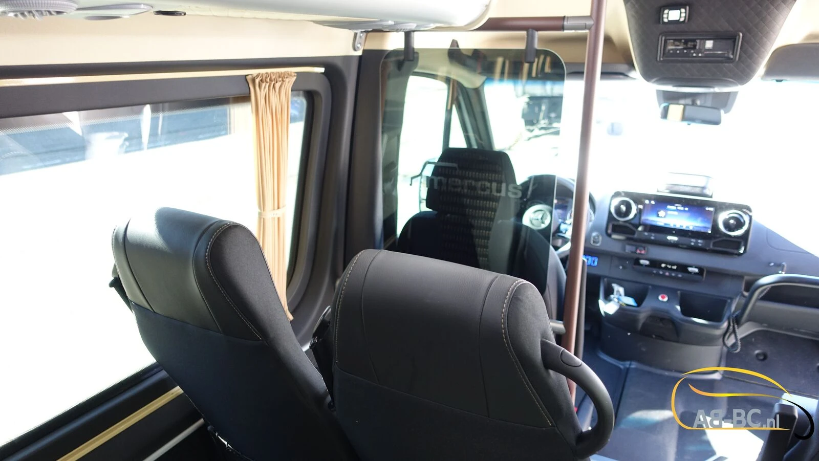 Mercedes-Benz Sprinter 2026 - NEW 519 CDI - 24 Seats EURO 6 zdjęcie 84