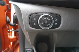 Ford Transit Custom 2023 - 300L 2.0 TDCI 130PK L2H1 Limited Active Edition DEMO image 26