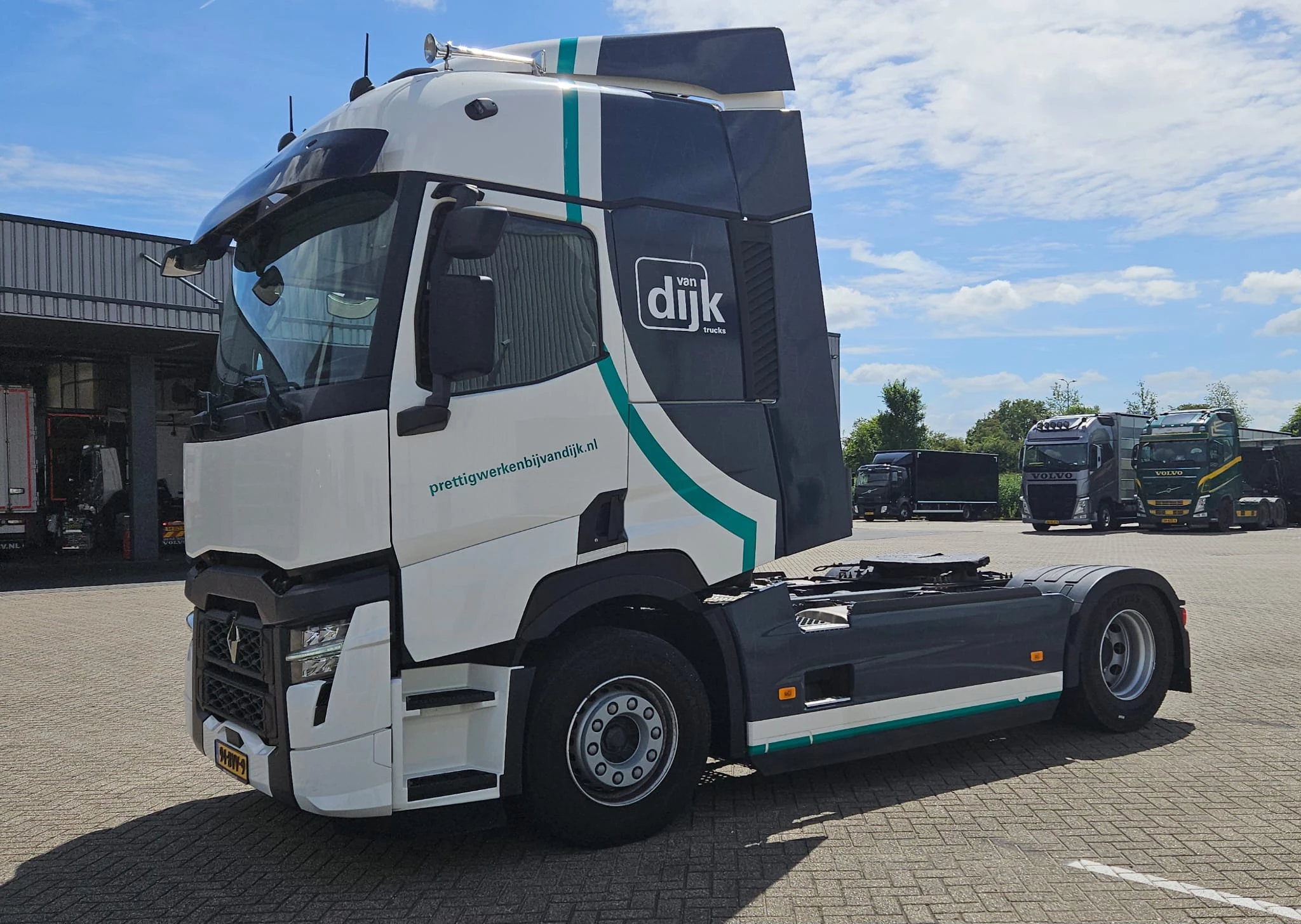 Renault T 2023 - T440 T4x2 sleeper cab afbeelding 3