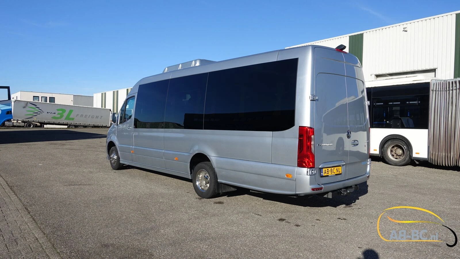 Mercedes-Benz Sprinter 2026 - NEW 519 CDI - 24 Seats EURO 6 zdjęcie 16