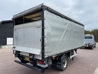 Blomenröhr N/A 2003 - Be oplegger 5.5 ton schuifzeilen schuifdak en laadklep 750 kg afbeelding 5