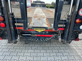 Broshuis N/A 2015 - 3ABSD Lowloader 3-axle / GVW: 53.000kg / Neck: 23.000kg / hydraulic steering + ramps + loading table / 4.60m extendable / winch / liftaxle immagine 9