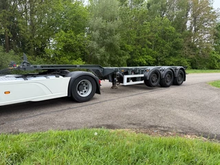 Pacton T3-010 2009 - TXC343 / Mult chassis / Disc brake / 2x Lift axle / complete rebuilt / New condition obrazek 1