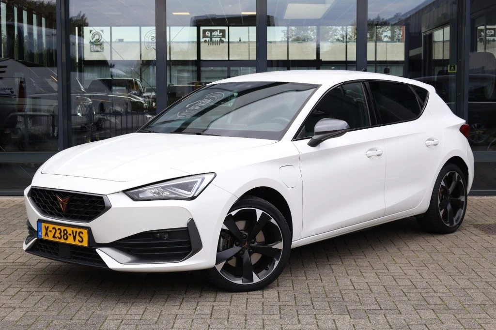 CUPRA Leon 2021 - 1.4 E-HYBRID VZ. Virtual Cockpit SOH 97 % LED Adaptive Cruise 43.837KM изображение 1