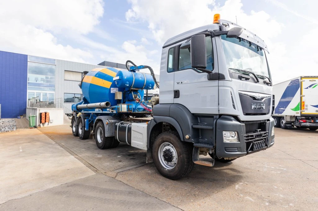 MAN TGS 2014 - 18.400 BLS-4X4+LIEBHERR 10M3(2018) afbeelding 2