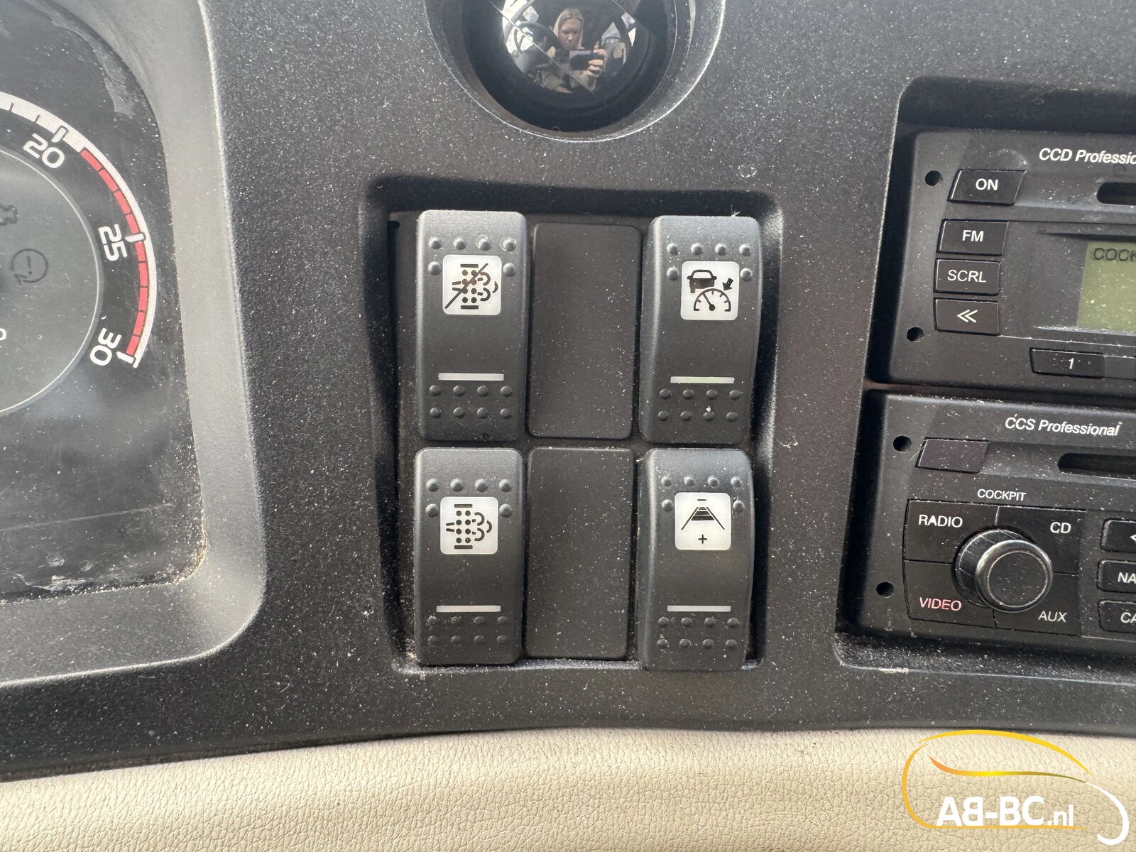 VDL Futura FHD2 129 440 2014 afbeelding 68