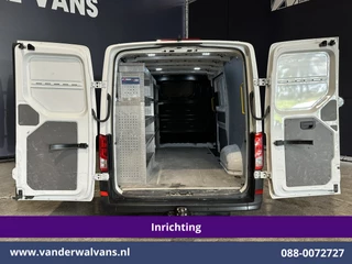 Volkswagen Crafter 2022 - 2.0 TDI L3H2 L2H1 Inrichting Euro6 Airco | Apple Carplay | Trekhaak | Parkeersensoren image 2