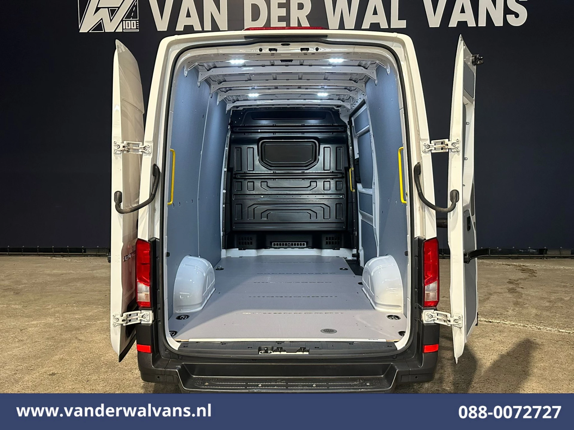 Volkswagen Crafter 2021 - 2.0 TDI 141pk L3H3 L2H2 Euro6 Airco | Navigatie | Apple Carplay | Chauffeursstoel zdjęcie 10