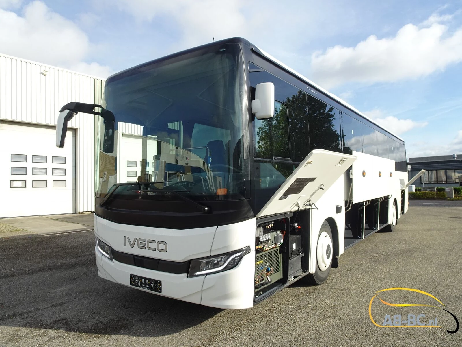 Iveco NEW 12.1 MTR Evadys, 53 Seats/WC 2 units on stock 2026 image 10