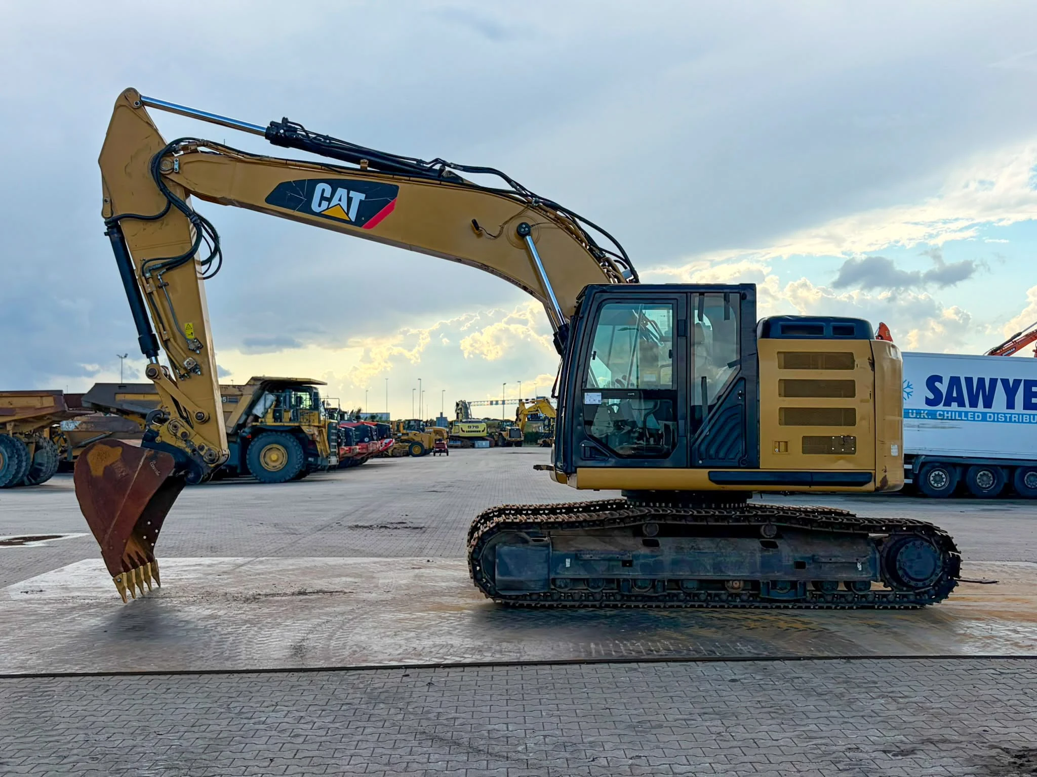 Caterpillar 320ELRR 2015 afbeelding 1