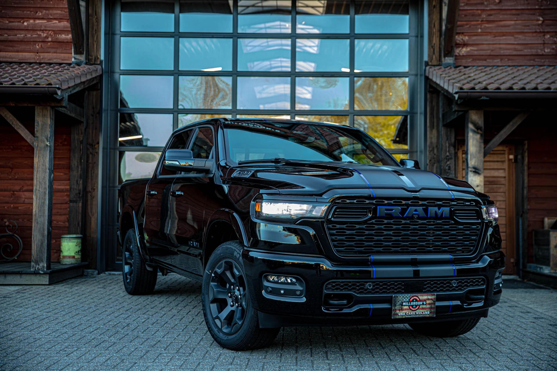 Dodge Ram 1500 2024 - Big Horn image 1