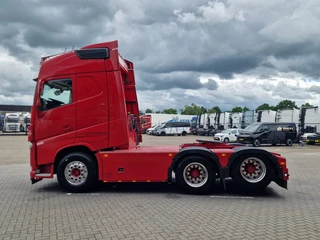 Volvo FH 2020 - 13.540 Globetrotter 6x4 - Lift axle - PTO/Hydraulic - Custom interior - Full air obrazek 4