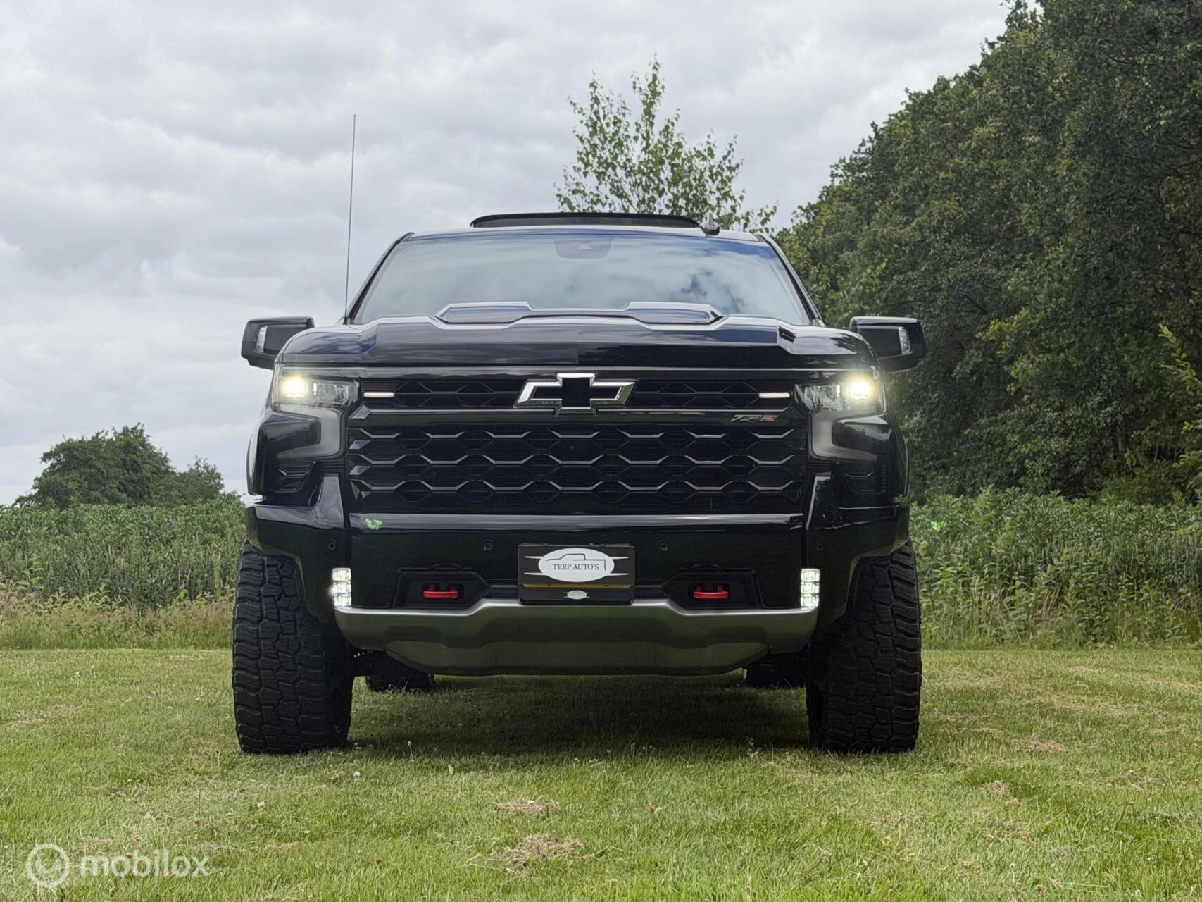 Chevrolet Silverado 2024 - USA ZR2 6.2 V8 image 12