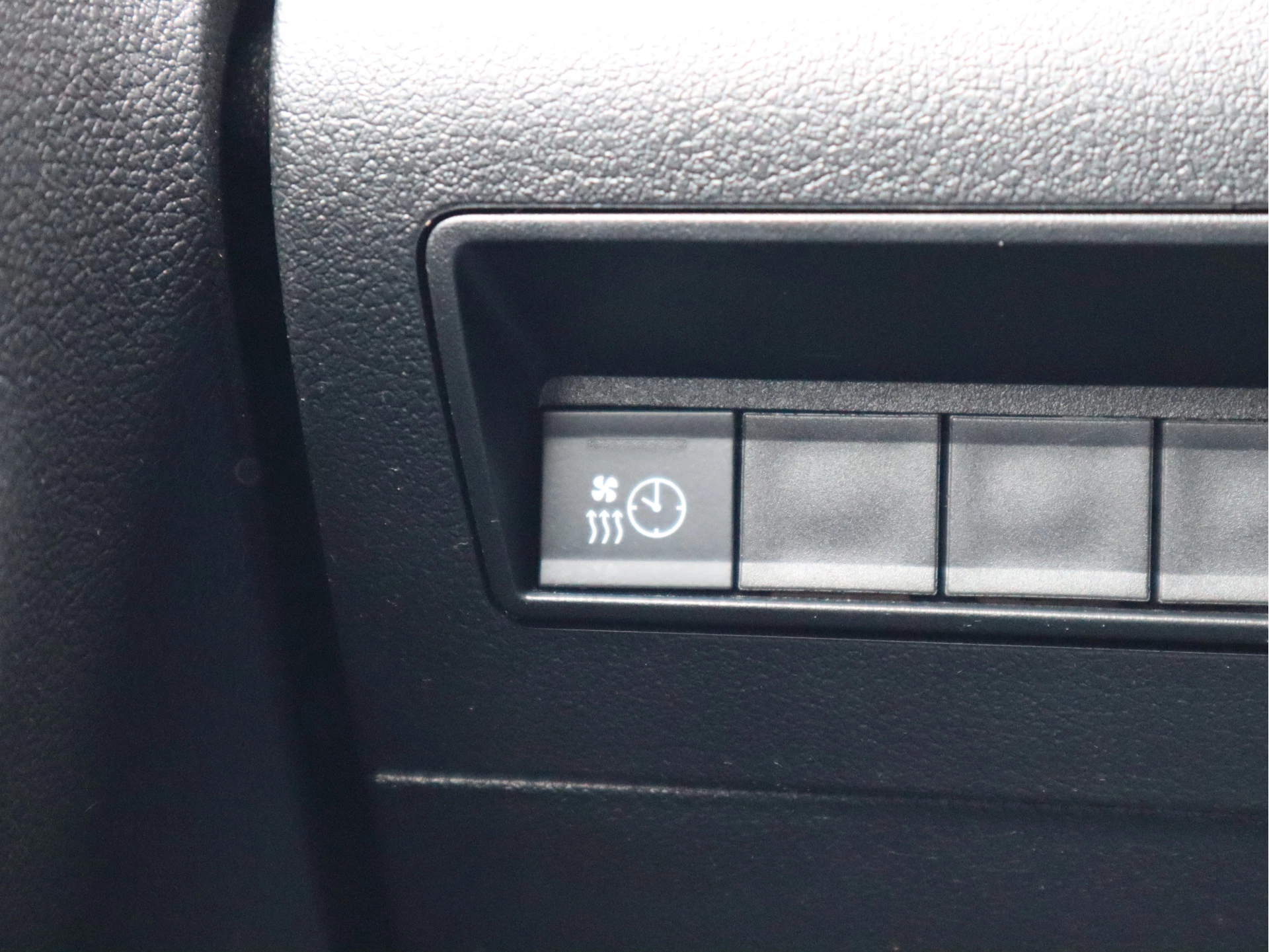Peugeot e-Partner 2023 - 50 kWh Lang L2 - Apple Carplay - Snelladen - Camera - 1e Eigenaar obrázek 18