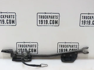 Volvo - 20442377 Steun side skirt Volvo en venta