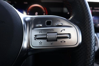 Mercedes-Benz GLA 2022 - 250 E AMG LINE / Panorama dak / Multi Beam lampen obrazek 27