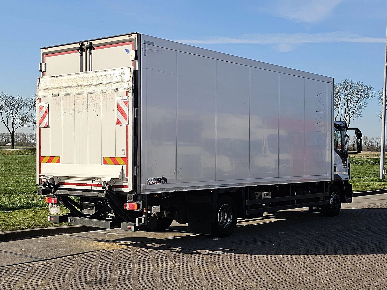 Iveco Eurocargo 2017 - 140E25 Bild 3