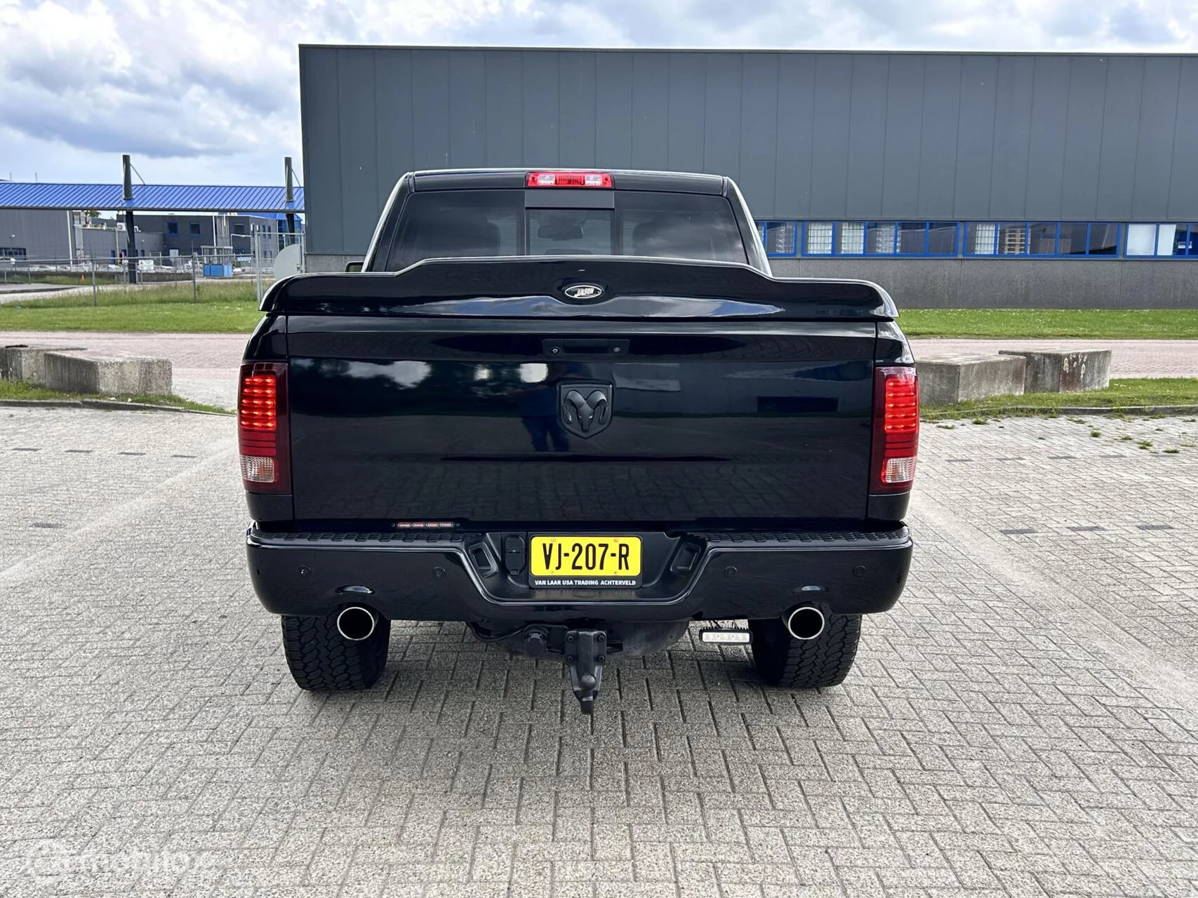 Dodge Ram 1500 2014 - 5.7 V8 Crew Cab 6'4 sport black out MARGE afbeelding 7