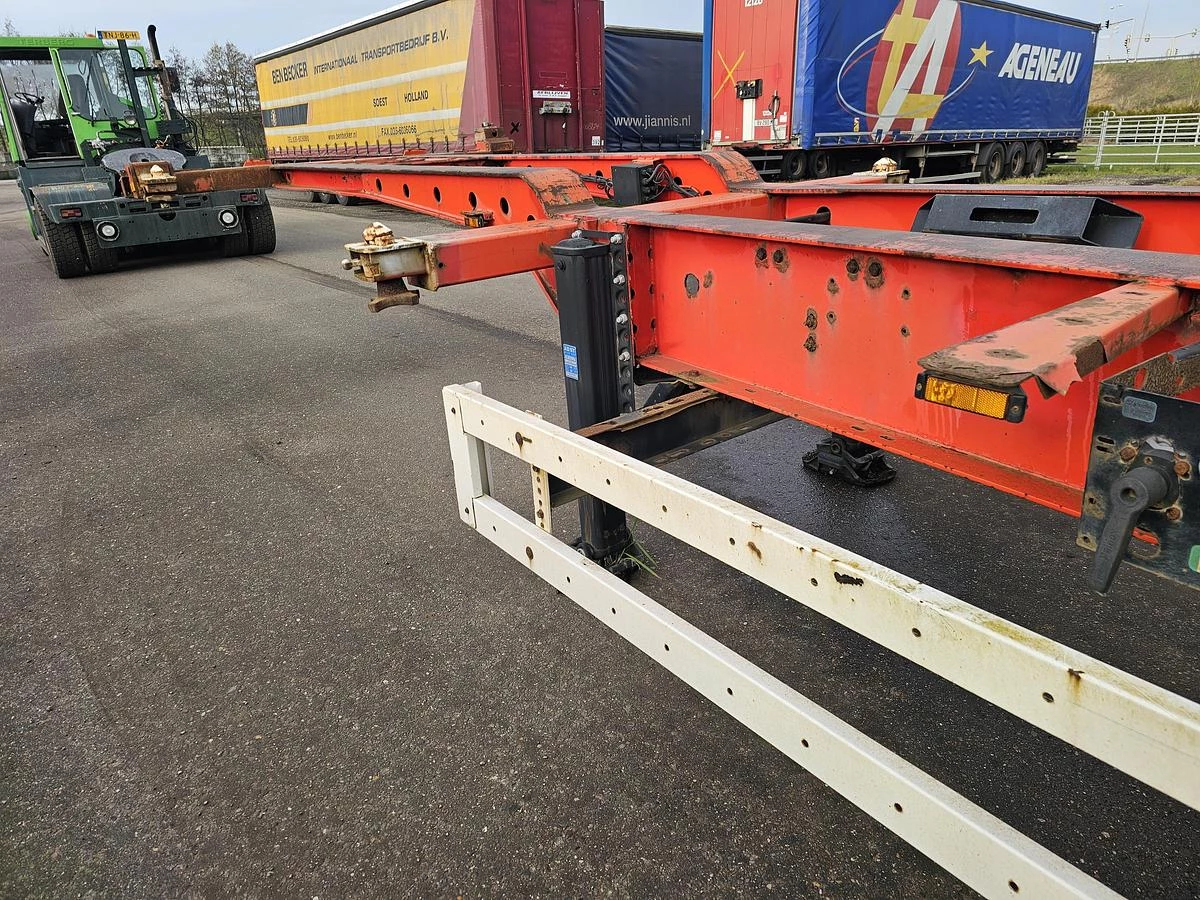 Krone SD 27| FIXED CHASSIS | SAF DISC. 40 FT |2 X 20 FT| HIGHCUBE | 20 FOOT MIDDLE| LIGHT WEIGHT|4740 KG. 2004 imagen 23