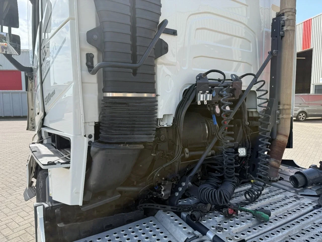 Volvo FH 2023 - FH4-500 / ENGINE RUNNING / ONLY:243874 KM / VEB+ / HYDRAULICS / ACC / LWDS / AUTOMATIC / EURO-6 / 2023 obrázek 14