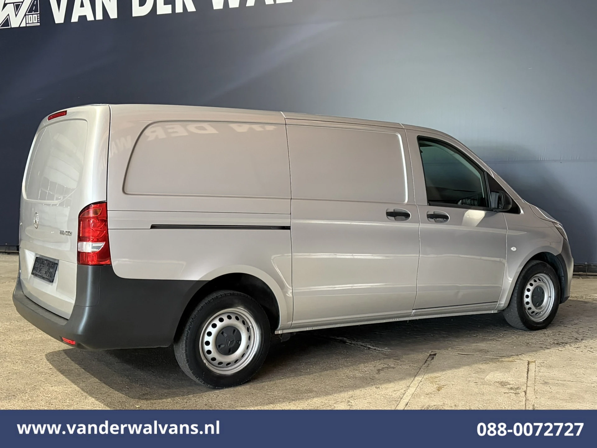 Mercedes-Benz Vito 2020 - 116 CDI 164pk L2H1 Euro6 Airco | 3-Zits | Camera | Navigatie | Cruisecontrol | Stoelverwarming immagine 11