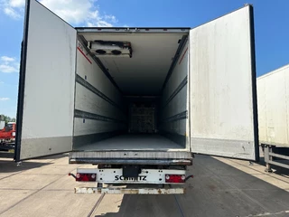 Schmitz Cargobull N/A 2012 - Schmitz Cargobull PRICES FROM €6950 TO €8950,- 40 X CARRIER 1850 MT D/E SAF AXELS immagine 9