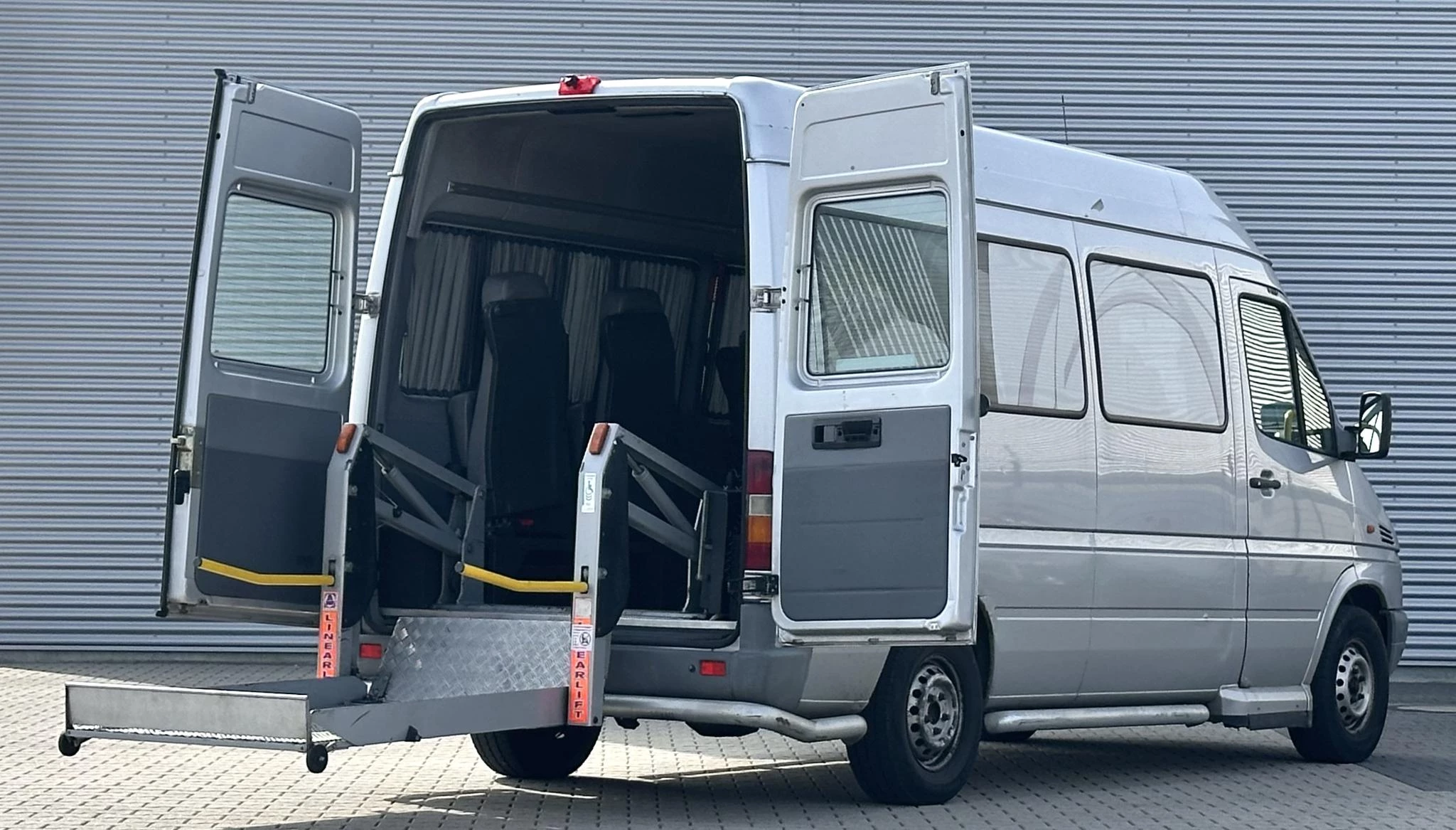 Mercedes-Benz Sprinter 2006 - 308 CDI 355 Rolstoel bus ENGINE NEW REBUILD! afbeelding 2
