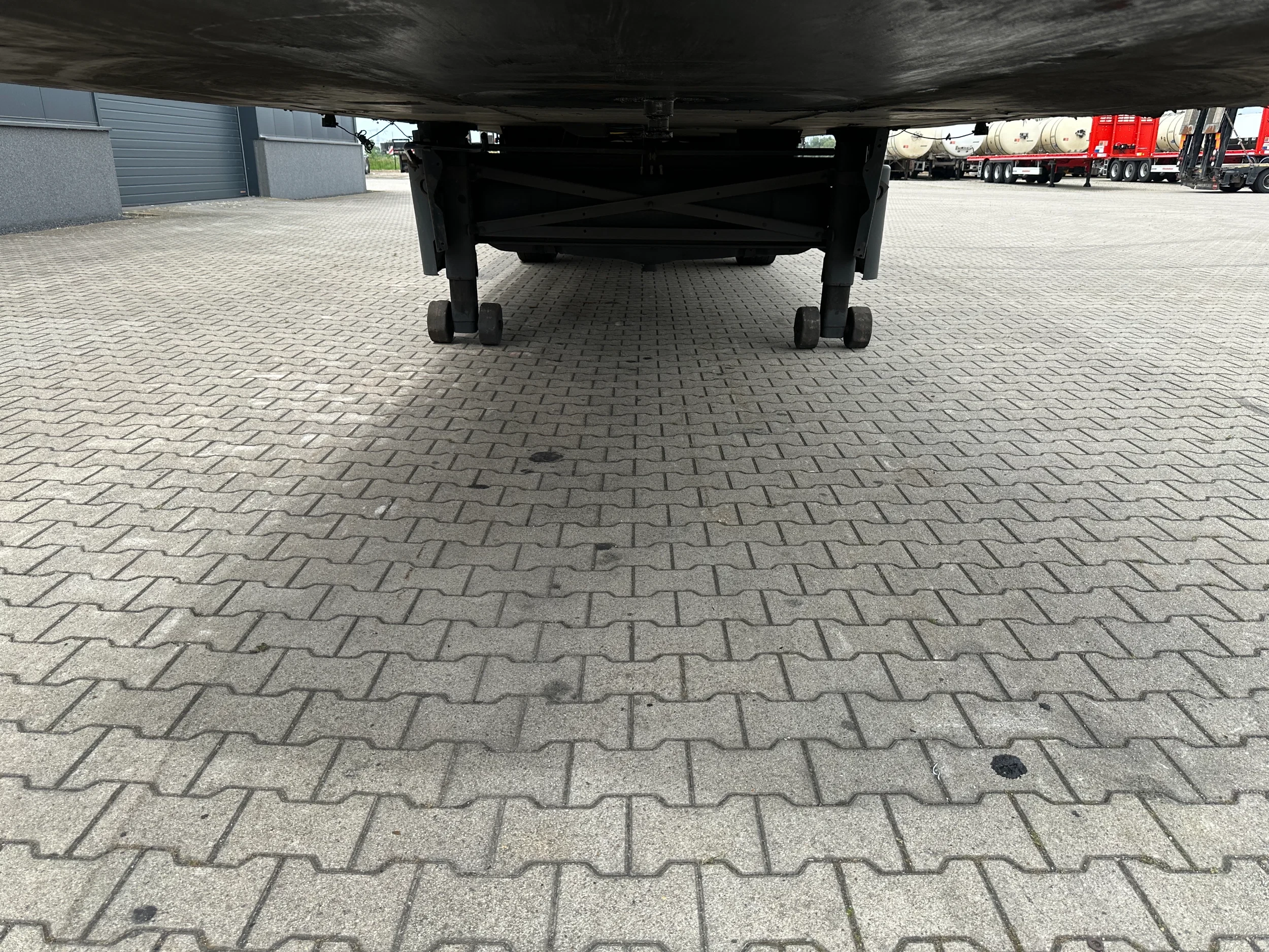 Schmitz Cargobull 2015 - CARRIER VECTOR 1950 D/E / DISCBRAKES / NL-TRAILER / APK: 9-2026 immagine 18