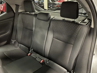 Mazda 2 Hybrid 2022 - 1.5 Select Automaat 116PK Panodak DAB+ Apple CarPlay Camera PDC All Season banden immagine 23