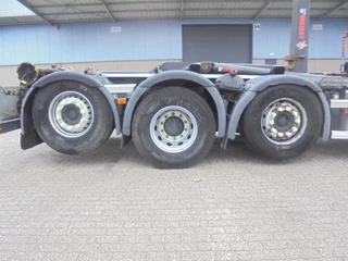 Scania P 2016 - P370 8X2 HAAK + KRAAN NL TRUCK LOW KM immagine 25