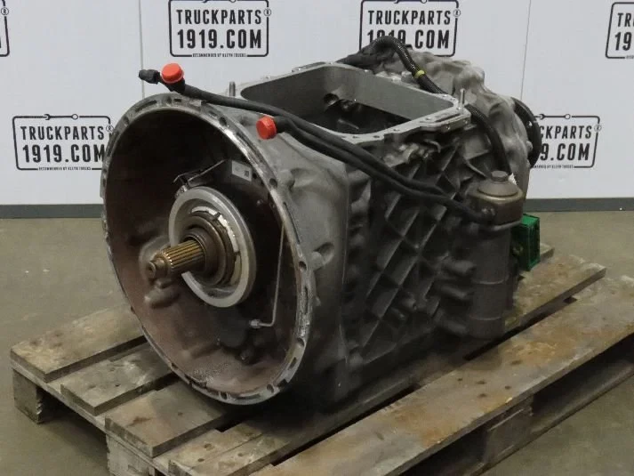 Volvo - Gearbox & Clutch Parts Versnellingsbak AT2612F Volvo obrázek 1