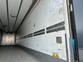 Schmitz Cargobull N/A 2015 - DISCBRAKES / CARRIER VECTOR 1950 D/E / DISCBRAKES / NL-TRAILER obrazek 11