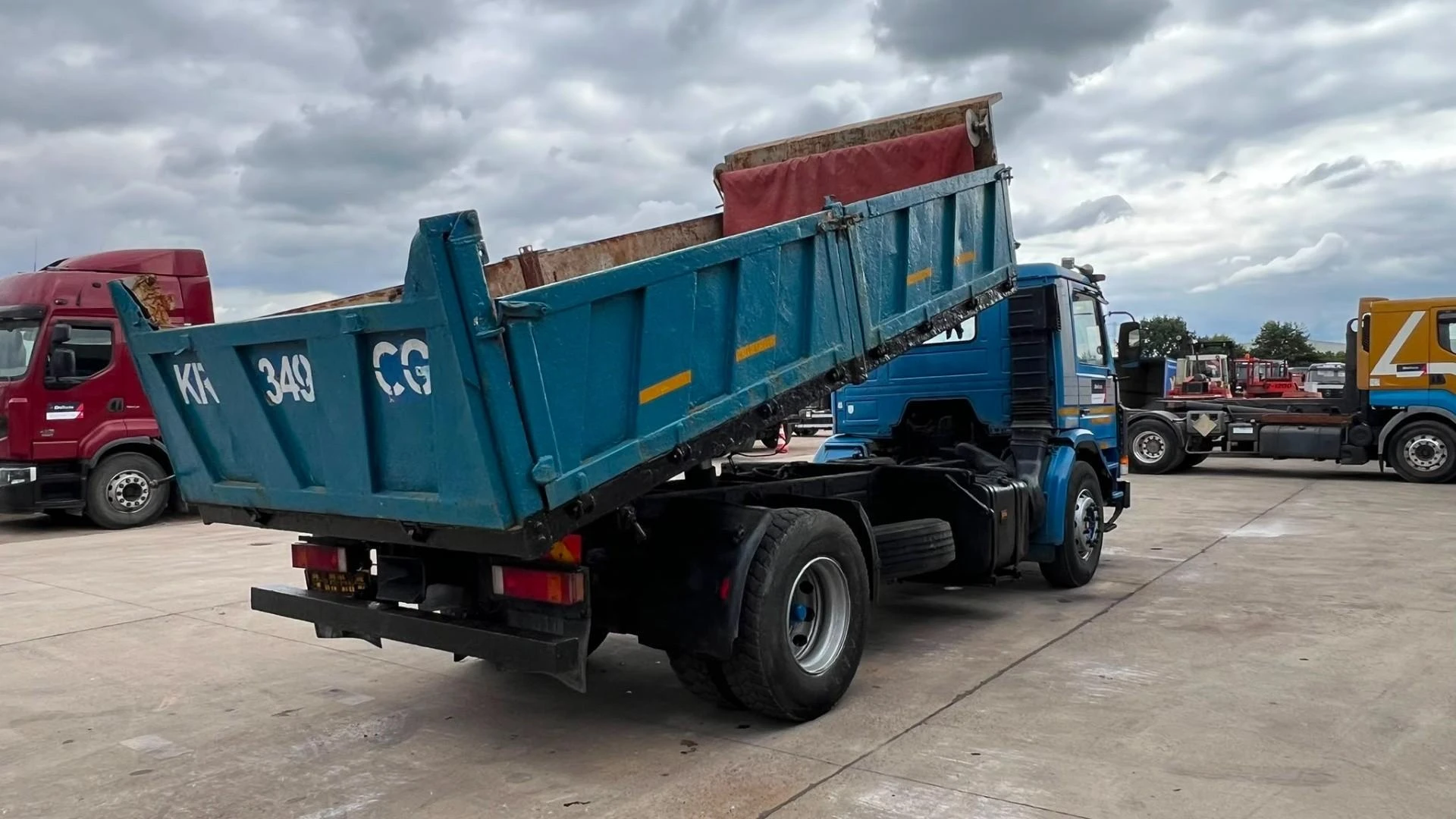 Scania 93 - 220 1999 image 5
