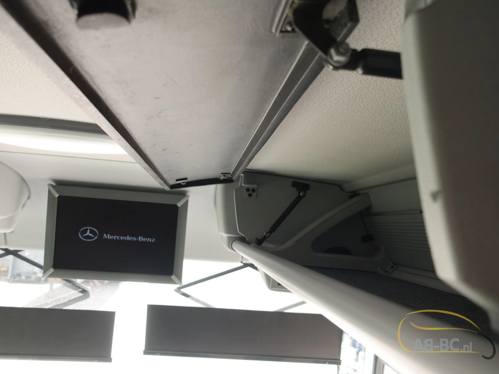 Mercedes-Benz Tourismo RHD-L, 62 Seats, Euro 6 2015 afbeelding 77