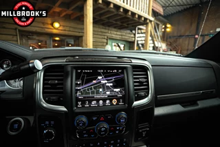 Dodge Ram 2016 - 2500 limited 6.7L Cummins Black Edition obrazek 19