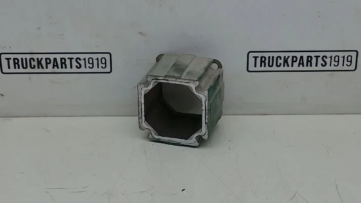 Volvo - Engines & Parts Flange Volvo FL imagen 1