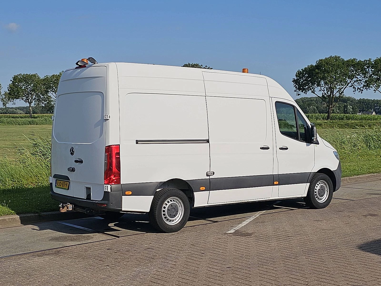 Mercedes-Benz Sprinter 2021 - 317 Bild 3
