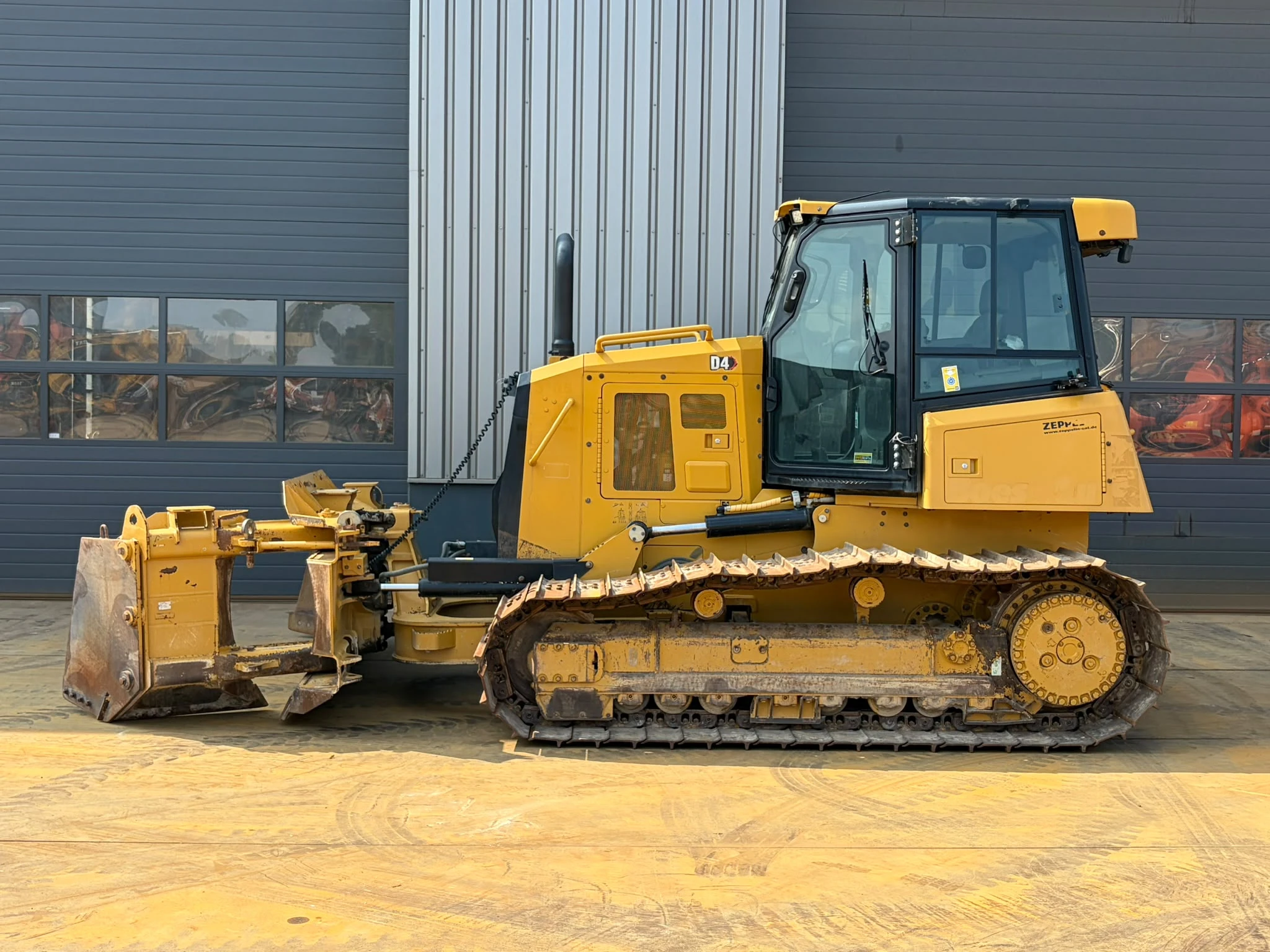 Caterpillar D4 LGP 15A (D6K / D6K2) 2021 afbeelding 1