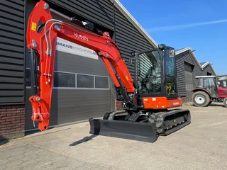 Kubota KX060 HI AIRCO minigraver NIEUW €999 LEASE 2026 image 3 thumbnail