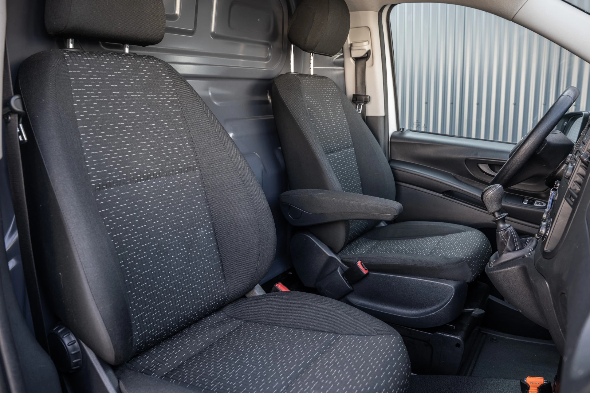 Mercedes-Benz Vito 2021 - 116 CDI L2H1 | 163 PK | Cruise | PDC | Airco | Trekhaak image 13