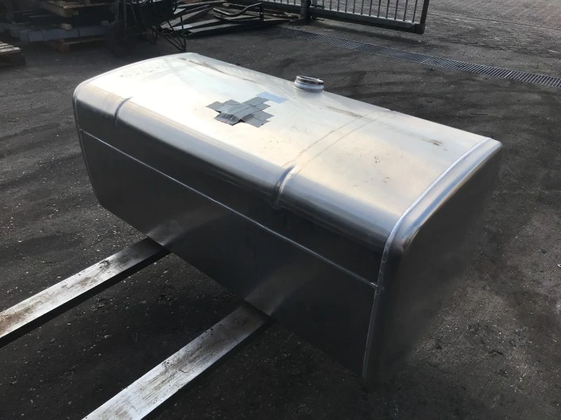 Iveco 2023 - 5801330466-41042964 BRANDSTOFTANK 550 LTR zdjęcie 3