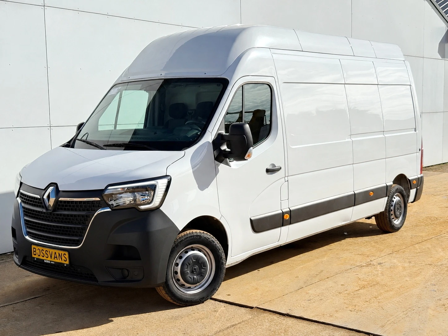 Renault Master 2024 - 2.3DCi 135PK L3H3 LED Cruise Control Airco Bluetooth image 1