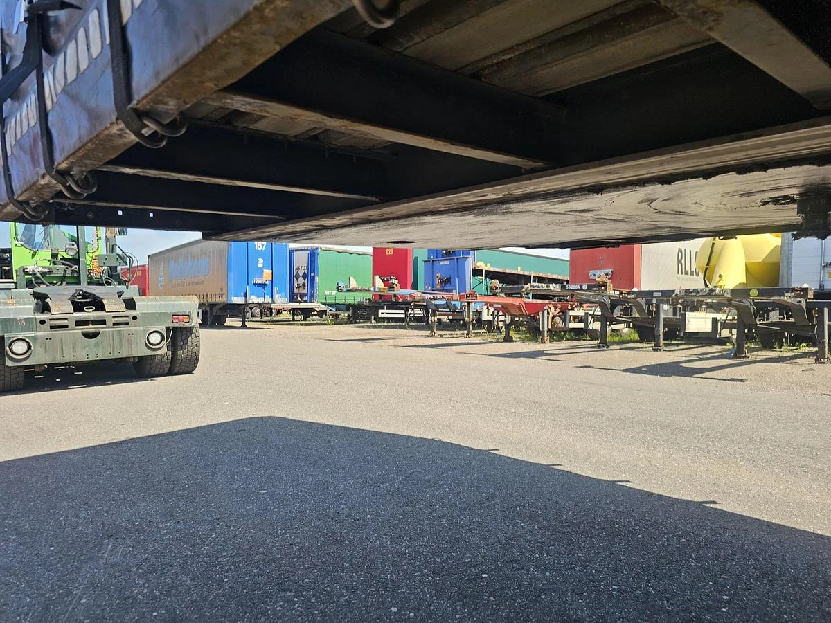 Pacton T3 001 /3 axle curtainsider /saf disc/ apk tuv/13-03-2027. 2004 image 32