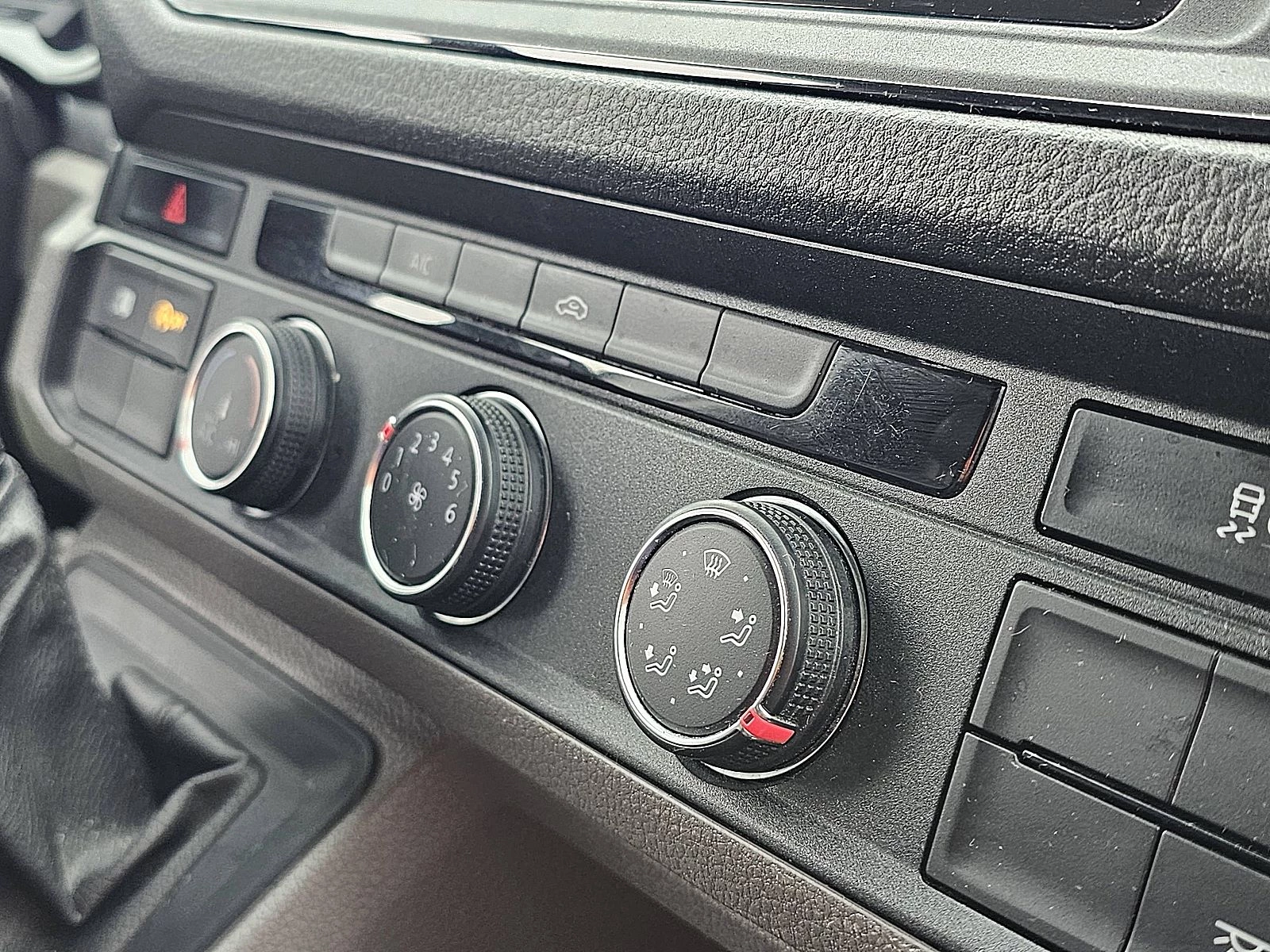 Volkswagen Crafter 2023 - 35 2.0 obrázek 10
