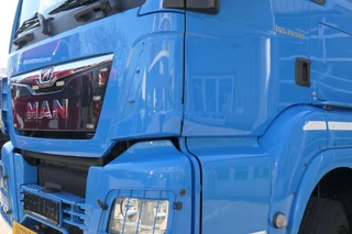 MAN TGS 2019 - 33.500 | 6X6 CARDAN | 418232Km | 2019 | Hydraulic / Tractor head | Sleep Cab. | Stand Klima | Navi | Fridge | Euro6-C | TUV/MOT/APK 07-2026 | Belgium Truck imagem 5