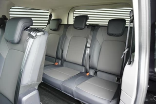 Volkswagen Caravelle 2025 - Elektrisch E-Caravelle 32 L1H1 Style 2 Schuifdeuren 64 kWh 9 persoons LED Apple Carplay Camera ACC Cruise control Digitaal Dashboard afbeelding 3 miniatuur